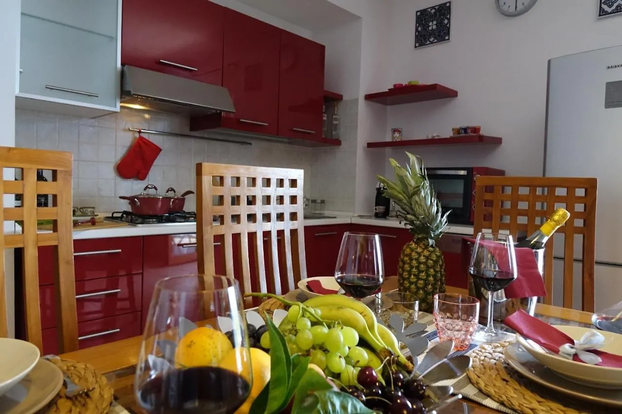 Poseidone Sea Apartment Taormina Mazzeo 0*,  İtalya