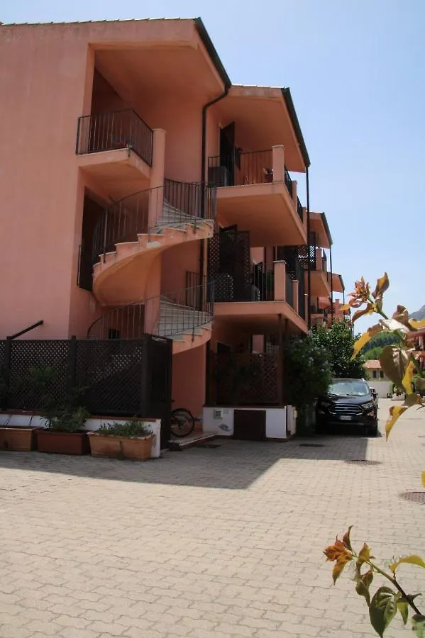 Poseidone Sea Apartment Taormina 마제오