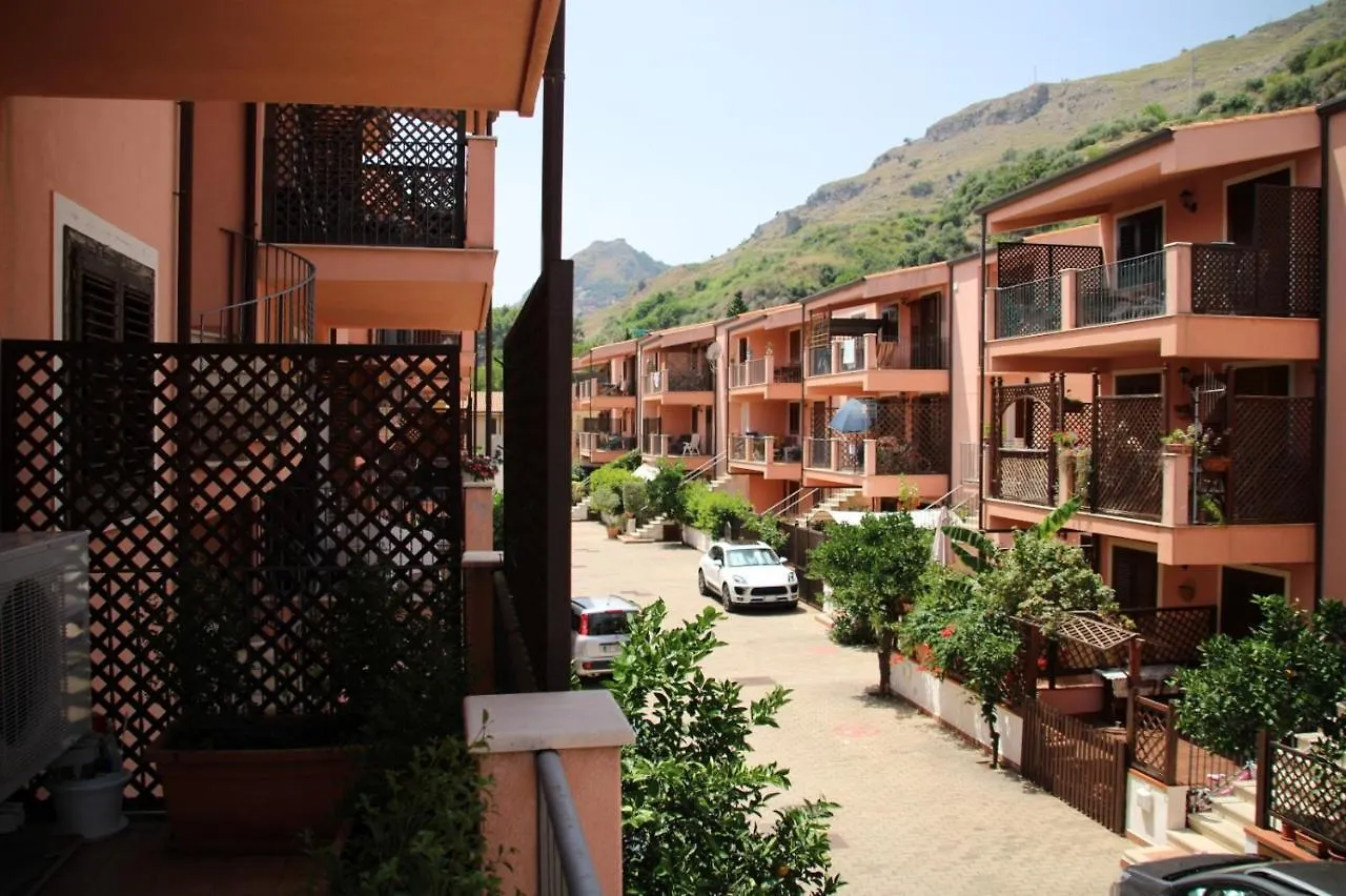 Poseidone Sea Apartment Taormina 마제오 0*,  이탈리아